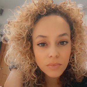 Meet your Posher, Marisela